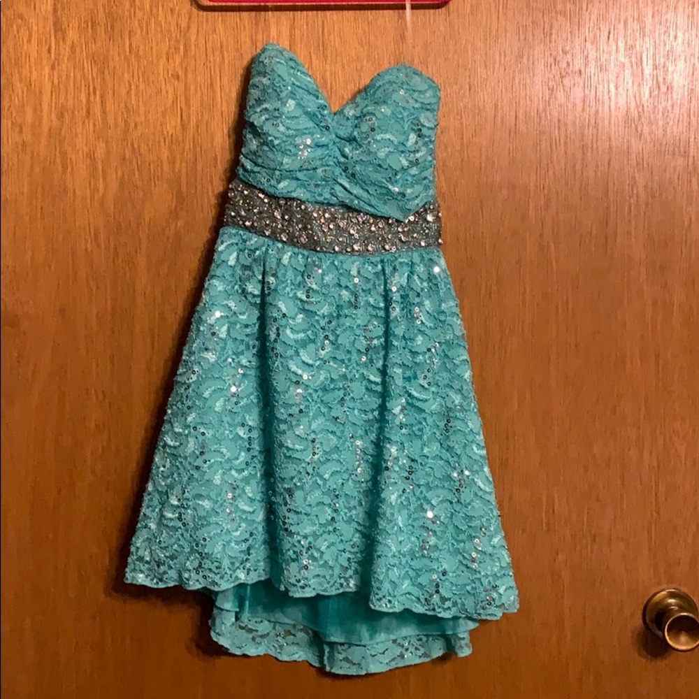 Perfect for a prom or wedding